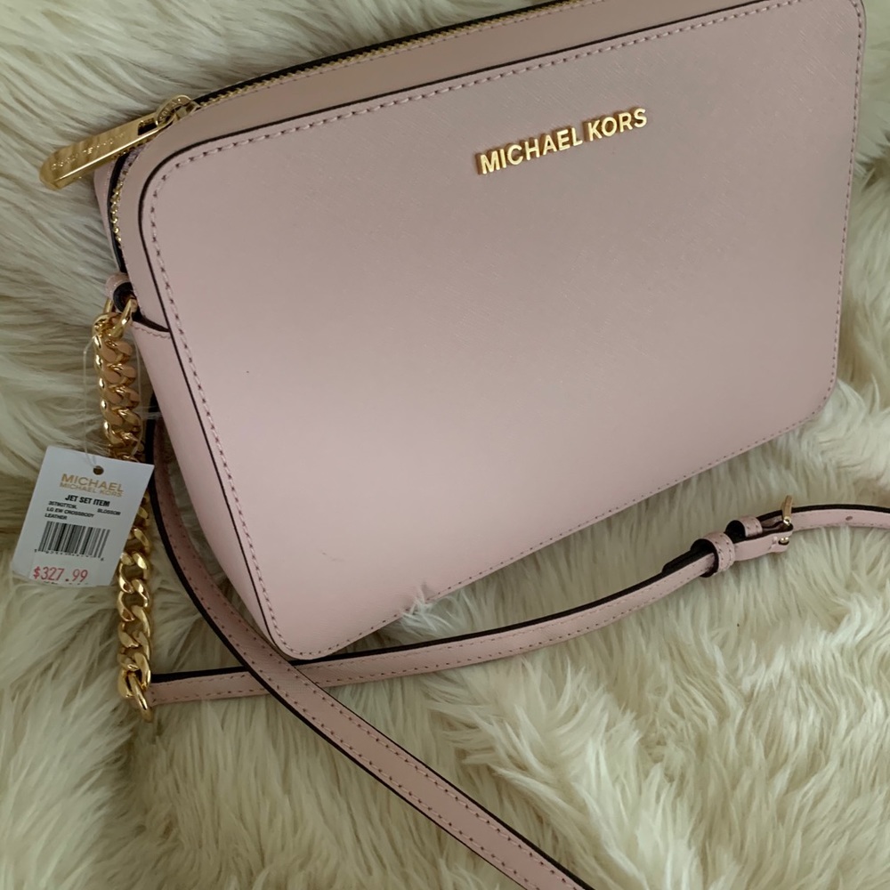 MICHAEL KORS CROSSBODY & WRISTLET. NWT. “B… - Picture 5 of 16